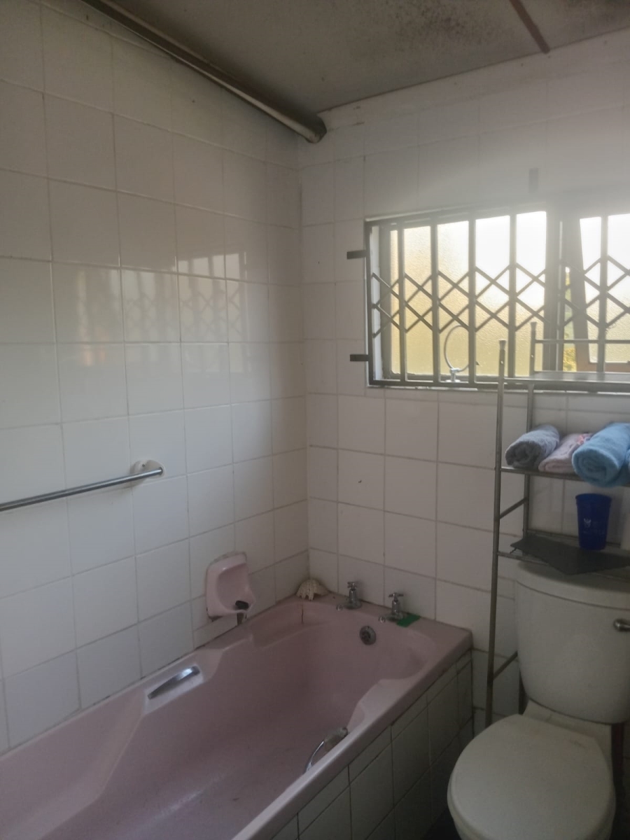 2 Bedroom Property for Sale in Mdantsane Nu 15 Eastern Cape
